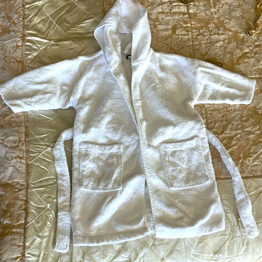 White Turkish bath robe for kids Age 3-4